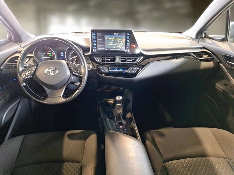 TOYOTA C-HR 1.8H 98CV E-CVT Business