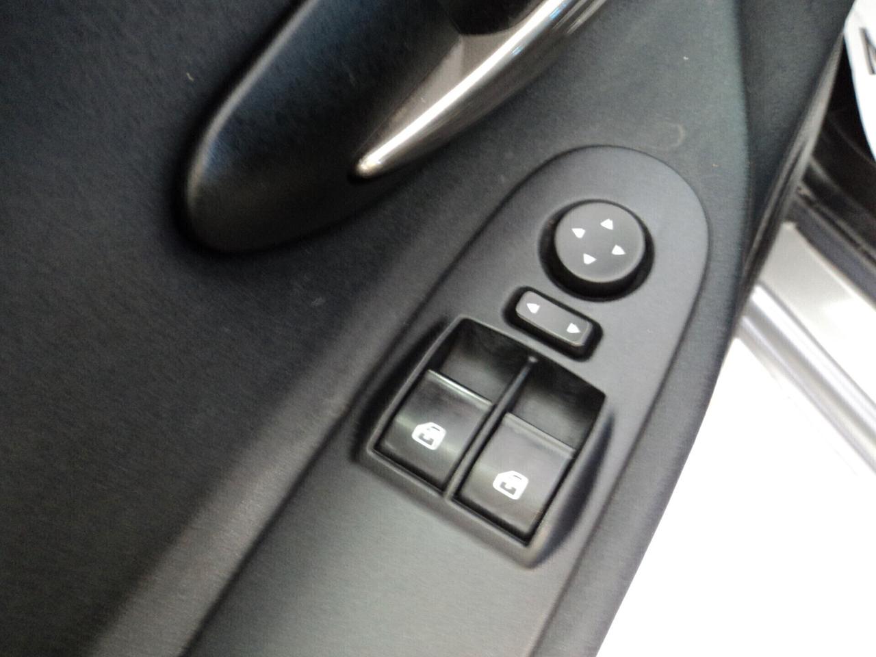 Lancia Ypsilon 1.2 69 CV 5 porte Gold