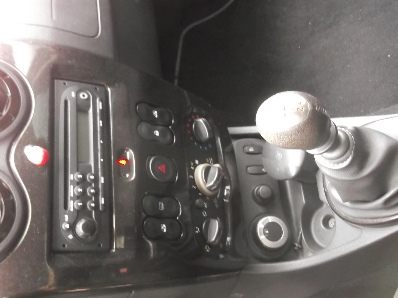 Dacia Duster 1.5 dCi 110CV 4x4 Lauréate - 17