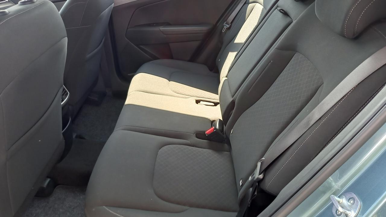 Kia Sportage 1.6 TGDi MHEV DCT Business