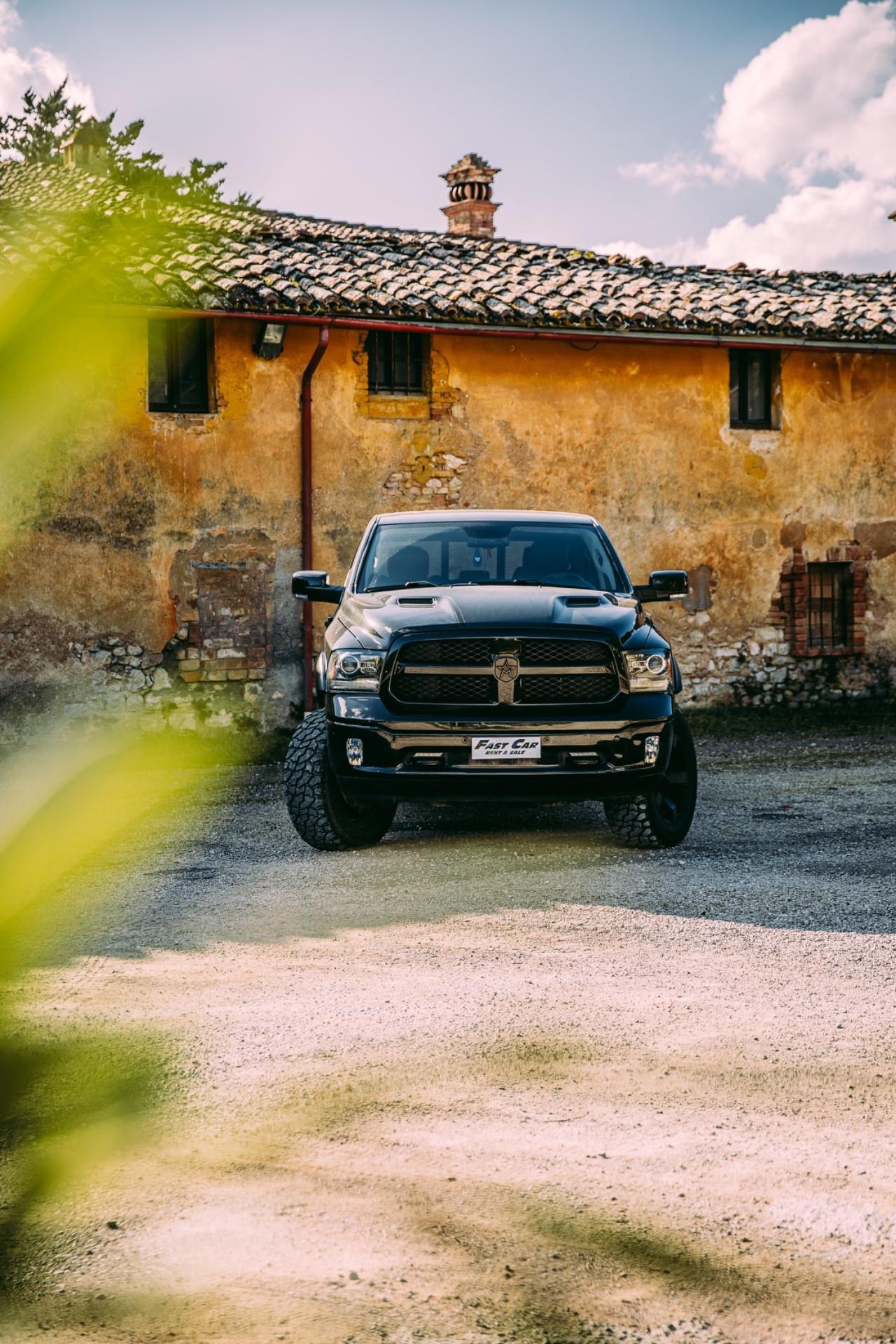 Dodge RAM MILITEM RX 5.7 V8 HEMI BiFuel