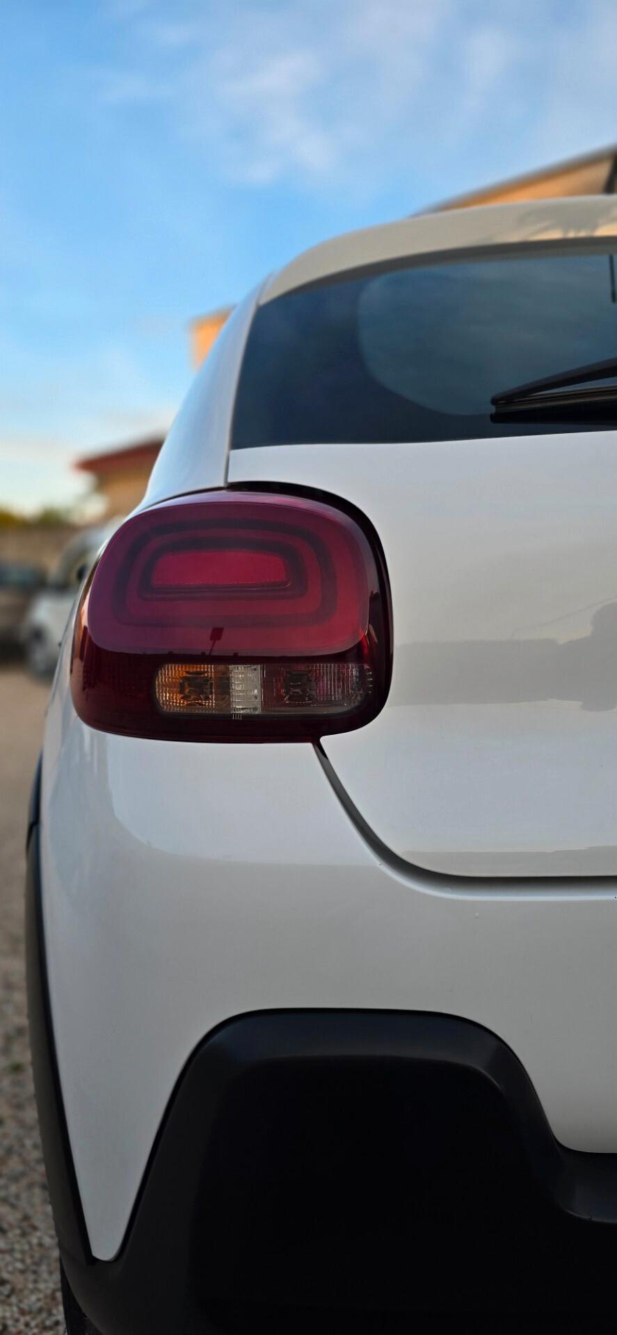 Citroen C3 2020 Citroen c3 BlueHdi Shine tagliandata con fatture