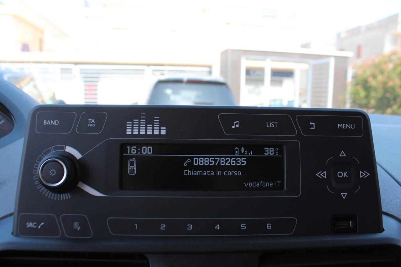 Peugeot Partner BlueHDi 100 S&S PL Furgone Pro