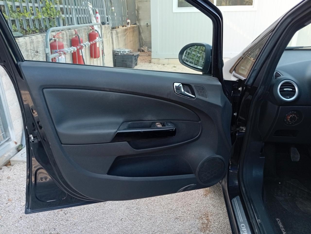 Opel Corsa 1.3 CDTI 75CV ecoFLEX 5 porte Cosmo