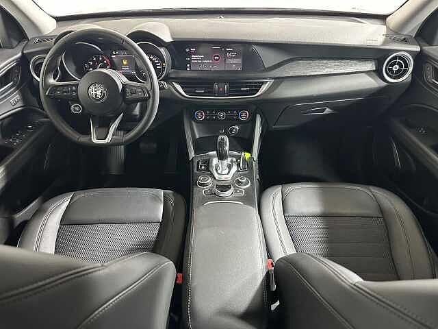 Alfa Romeo Stelvio 2.0 Turbo 200 CV AT8 Q4 Super