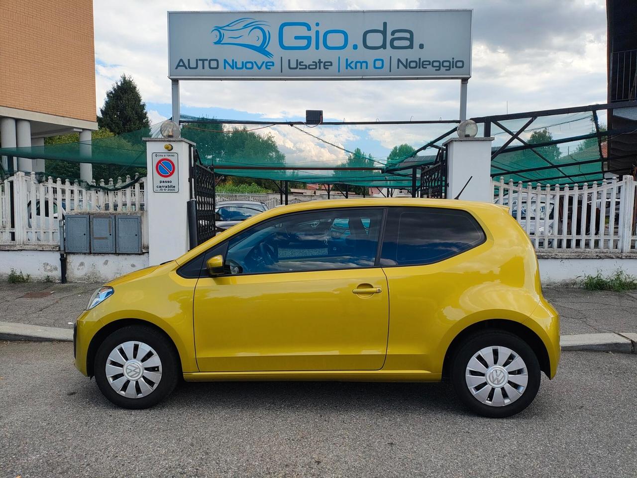 VOLKSWAGEN UP 1.0 60CV KM 96577-2017