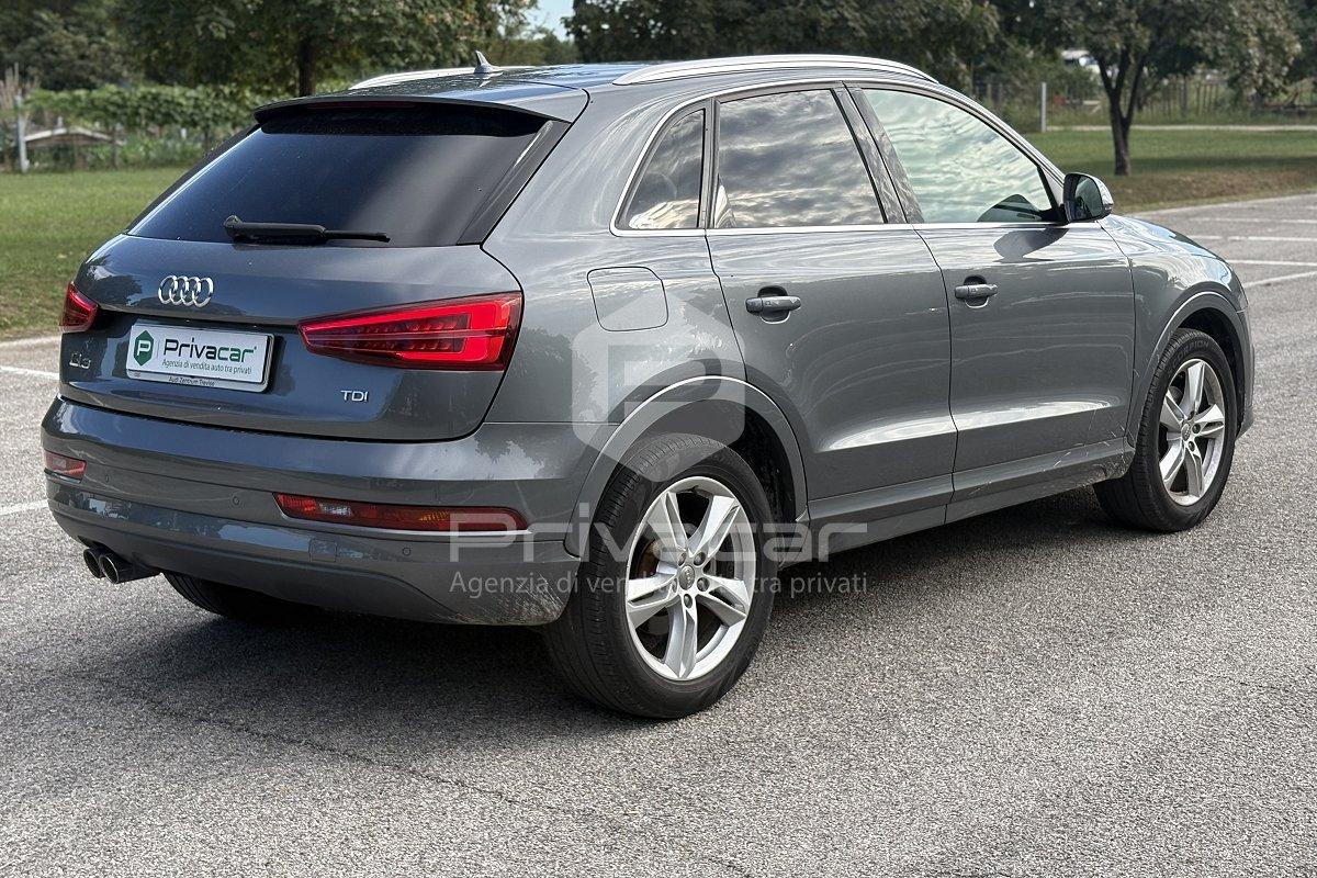 AUDI Q3 2.0 TDI 120 CV S tronic Business