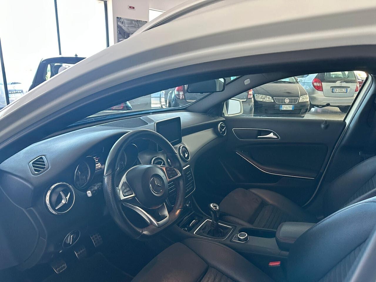 Mercedes-benz GLA 180 GLA 180 d Premium