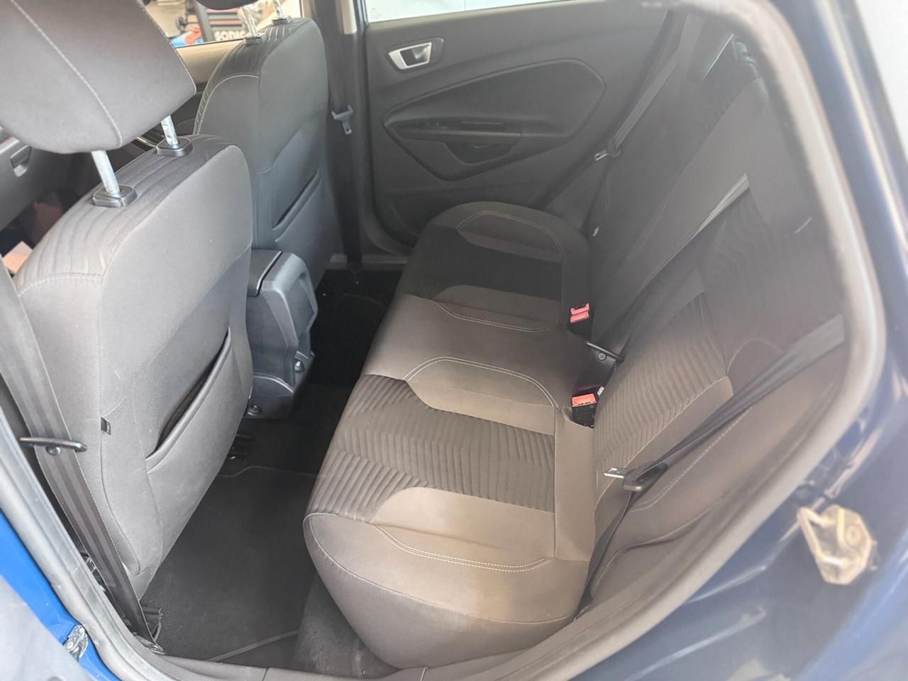 Ford Fiesta 1.5 TDCi 75CV 5 porte Titanium