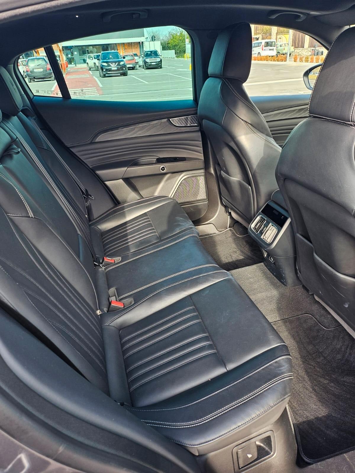 Maserati Grecale MHEV 330 CV AWD Modena