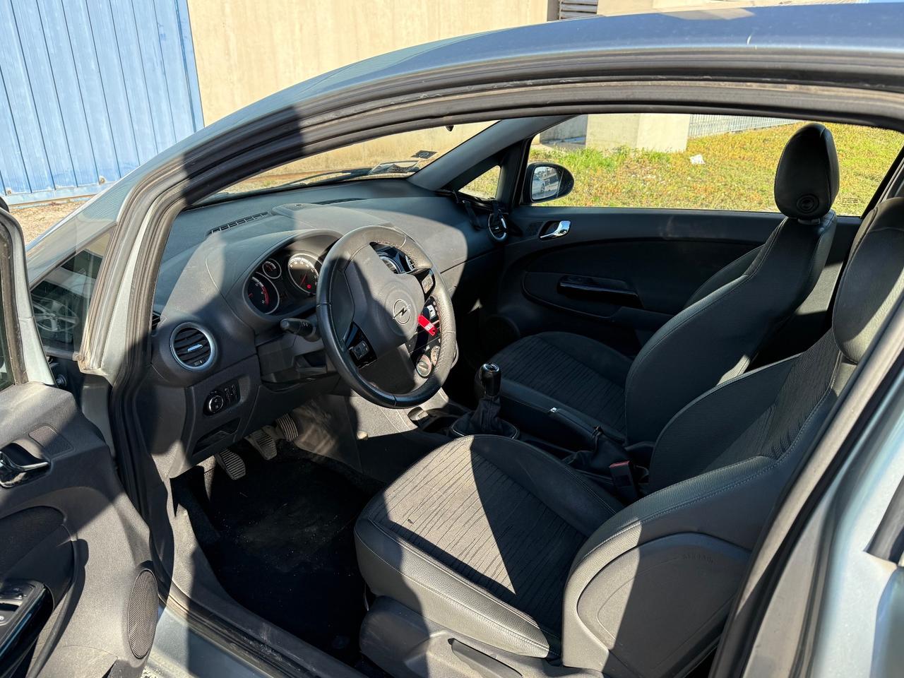 Opel Corsa 1.2 85CV 3 porte GPL-TECH Edition