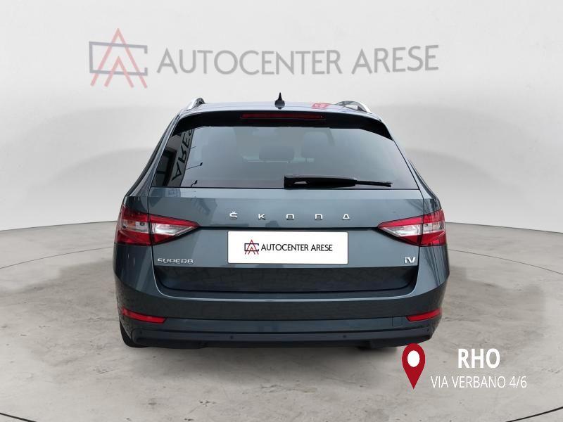 Skoda Superb iV Wagon Superb Wagon iV 1.4 tsi phev Executive dsg