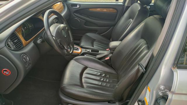 JAGUAR X-Type 2.5 V6 24V cat Executive GPL ASI