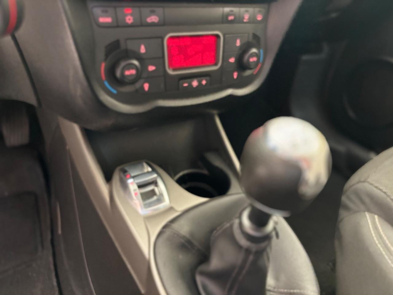 Alfa Romeo MiTo 1.3 JTDm-2 95 CV S&S Distinctive