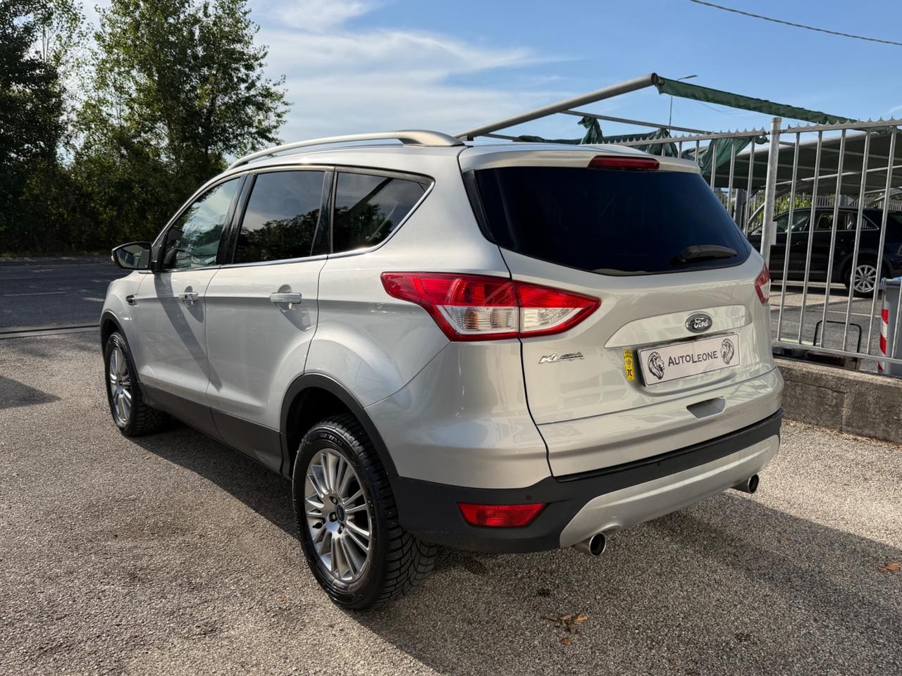 Ford Kuga 2.0 TDCI 140 CV 4WD Titanium