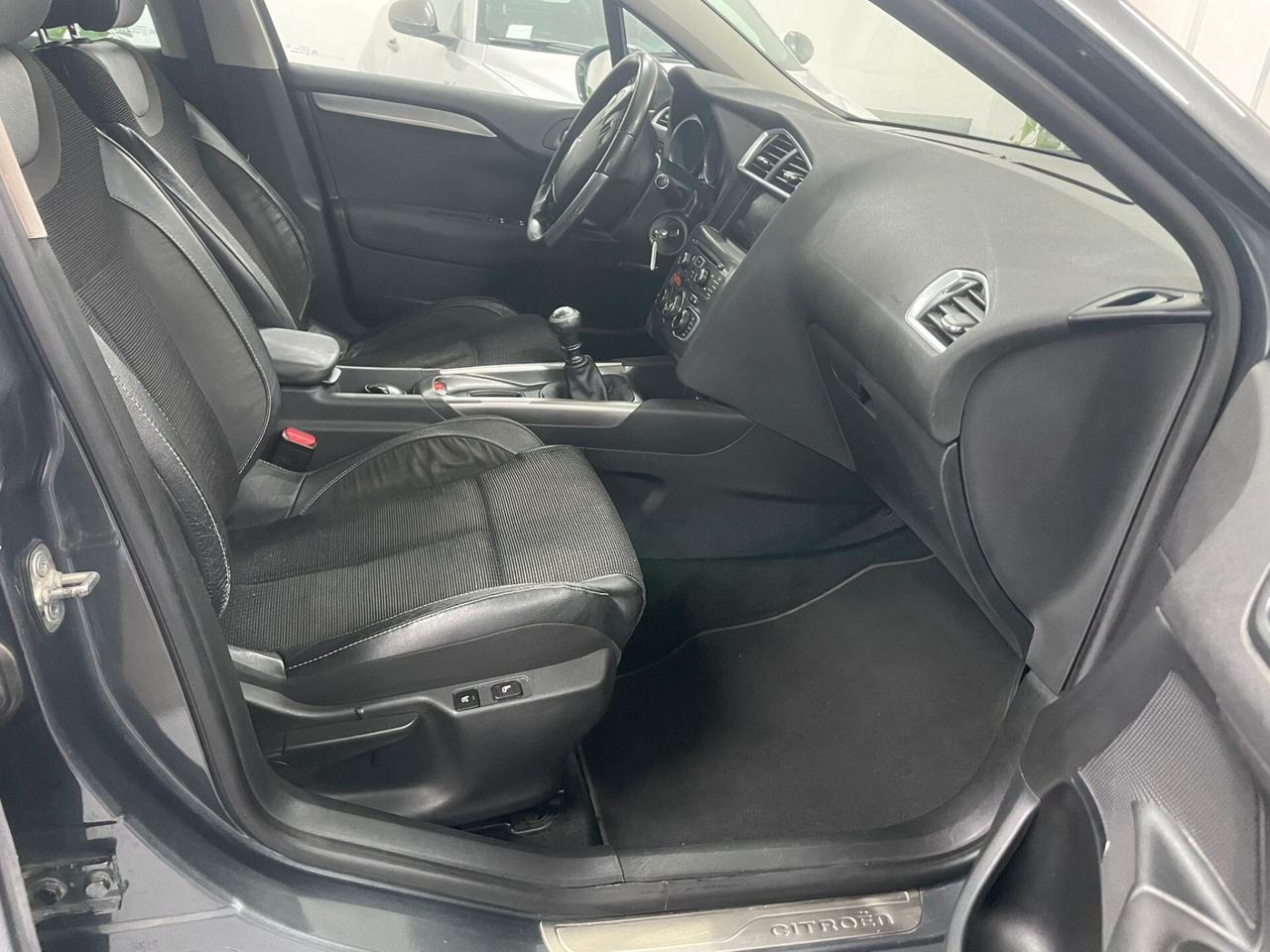 Citroen C4 1.6 e-HDi 115 airdream Exclusive