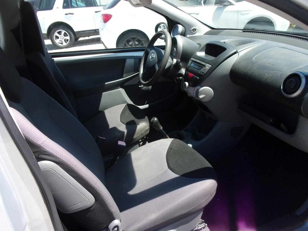 Toyota Aygo 1.0 12V VVT-i 3 porte Sol