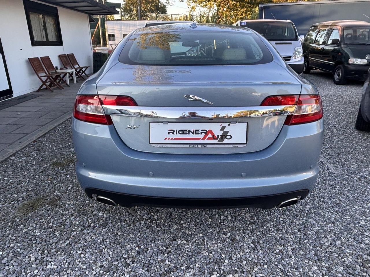 jaguar XF 2.7 D solo 54.000 km