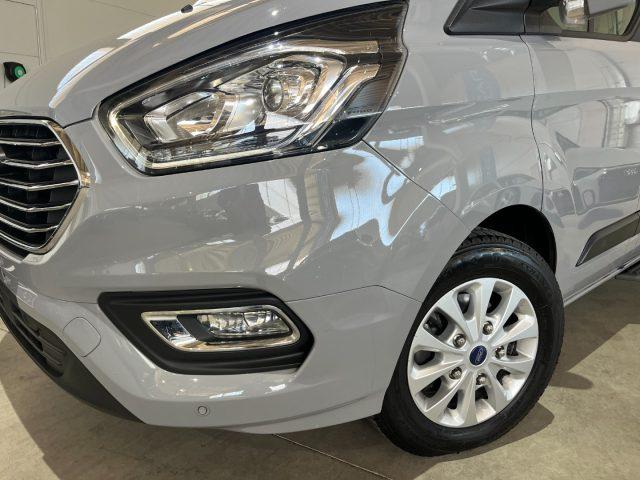 FORD Tourneo Custom 320 2.0 E.Blue 150CV PL Titanium 9 POSTI PARK PLUS