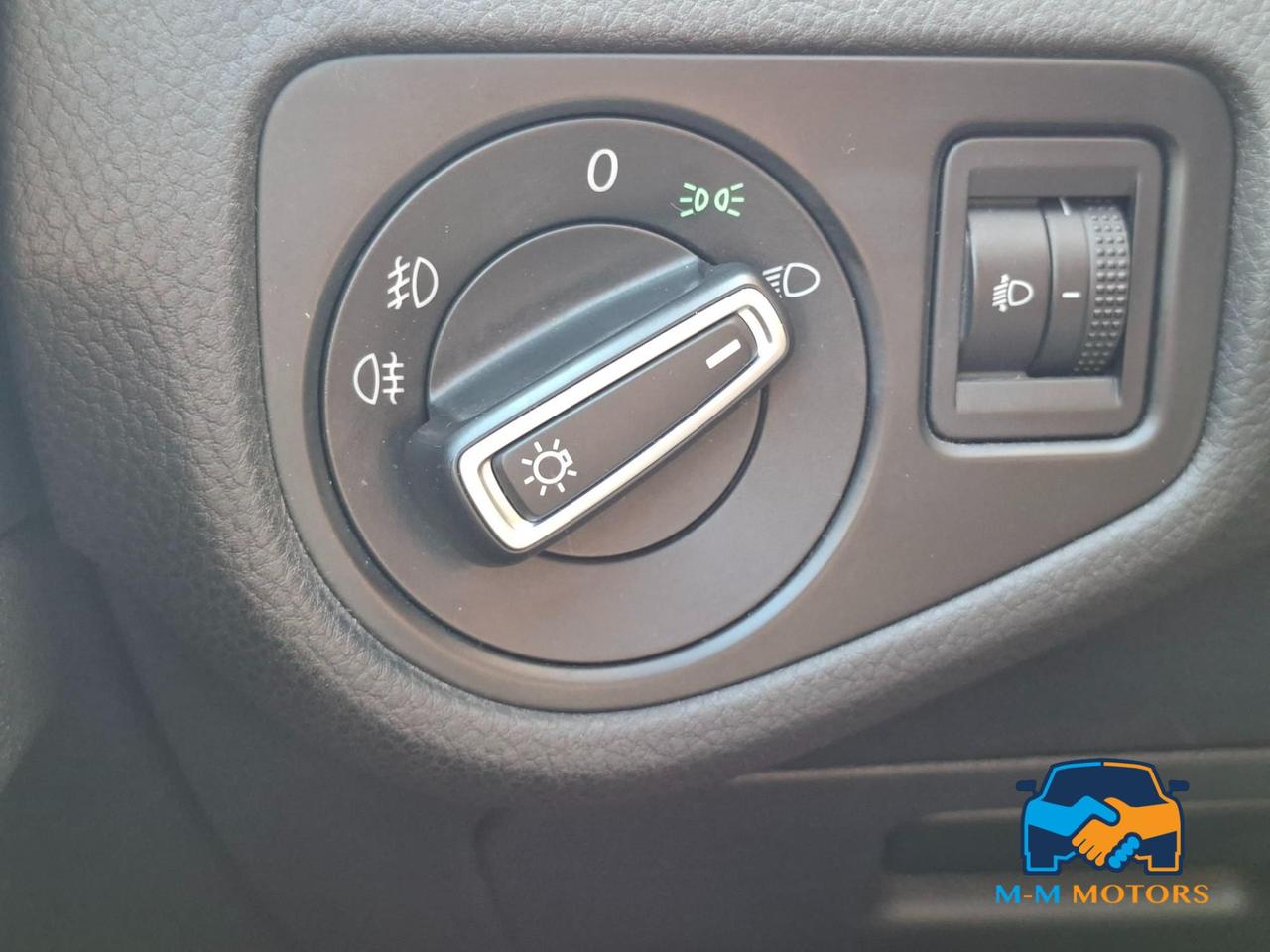 Volkswagen Golf 5 Porte Golf VII 5p 1.2 tsi neo patentati