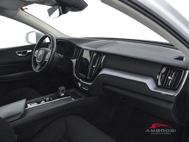 VOLVO XC60 B4 Geartronic Momentum Auto