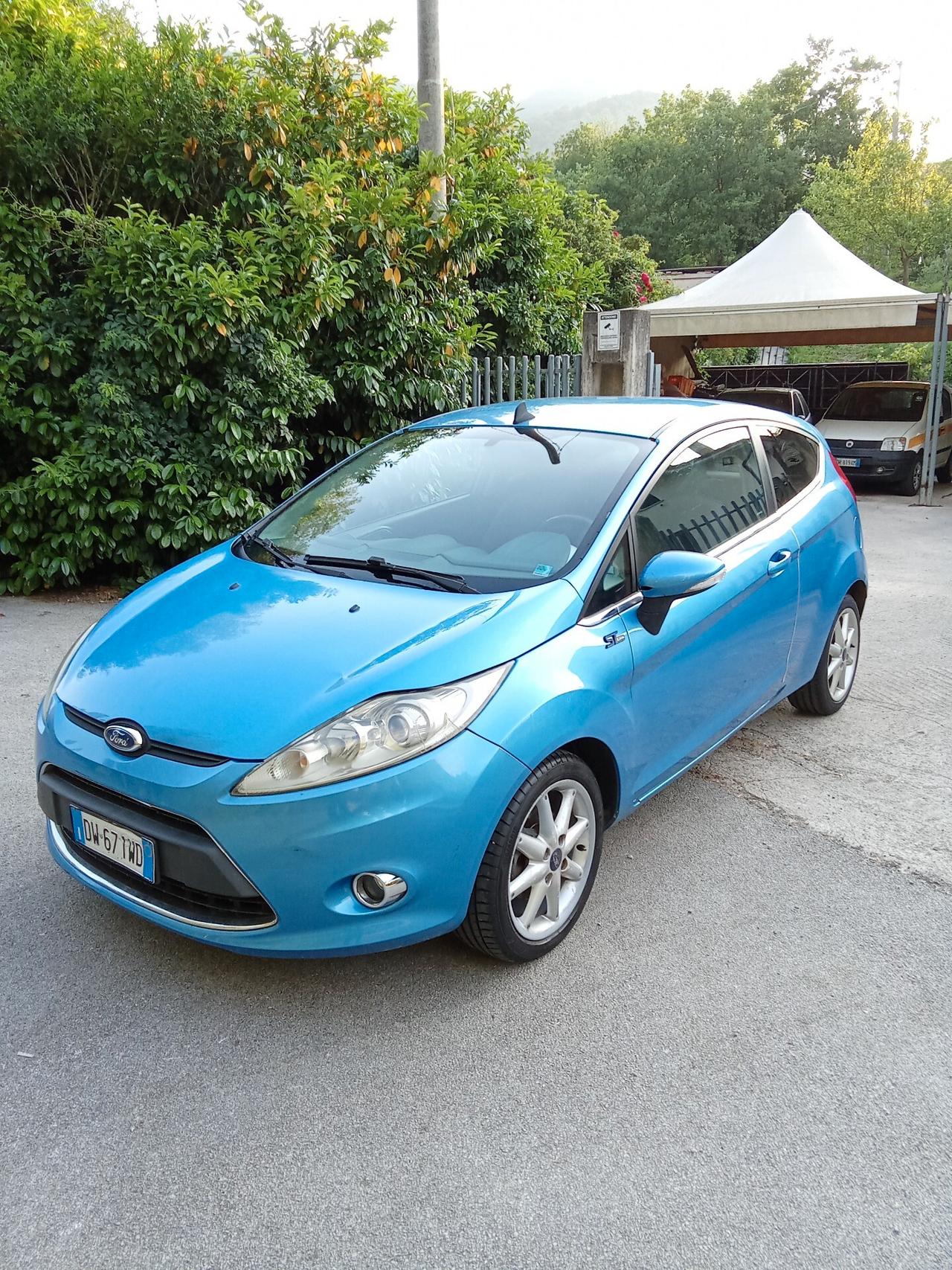 Ford Fiesta 1.4 GPL 3p 09