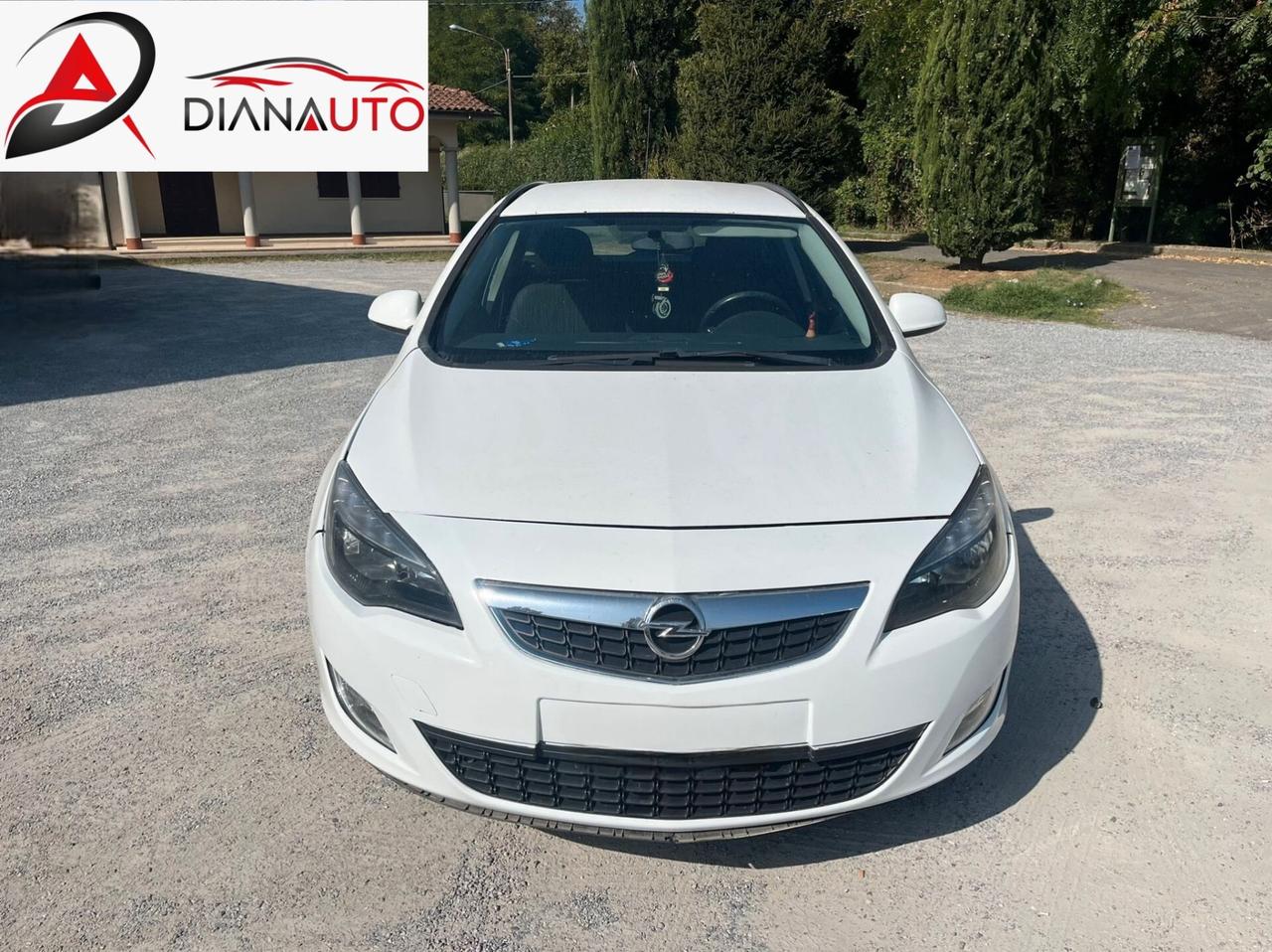 Opel Astra 2.0 CDTI 165CV Station Wagon Cambio Automatico