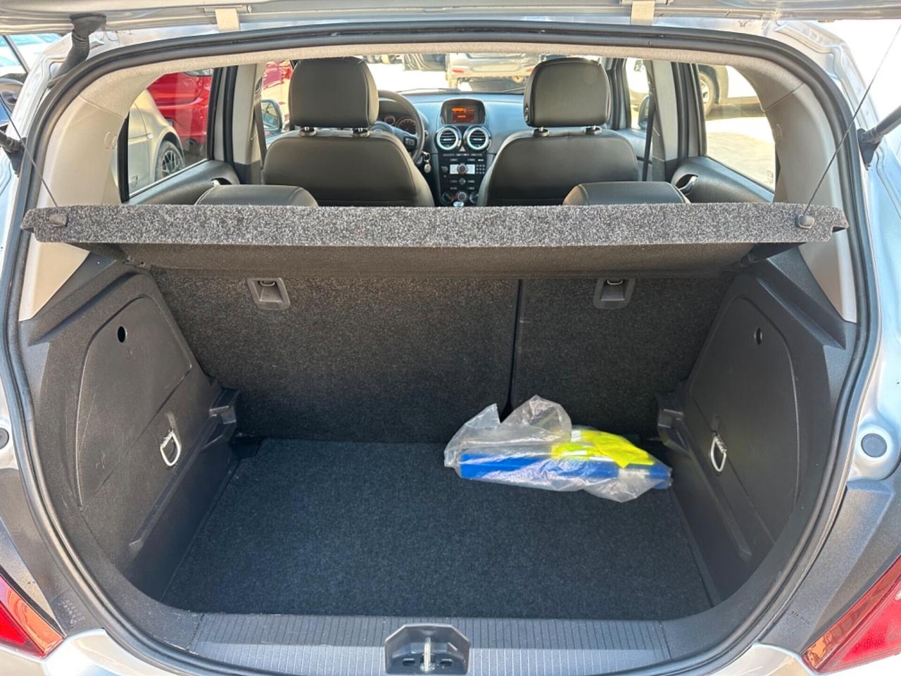 Opel Corsa 1.2 85CV 5 porte GPL-TECH Edition