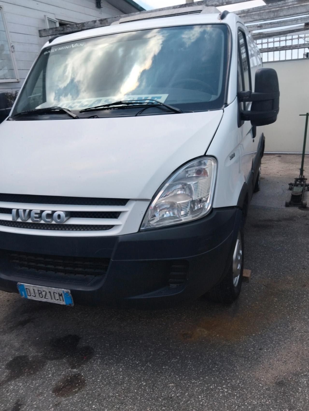 Iveco 35/s/e4 furgone frigo coibentato anno 2007