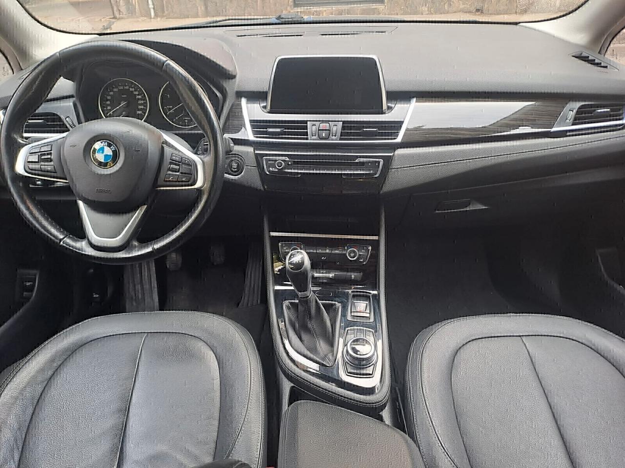 Bmw 216D Luxury garantita