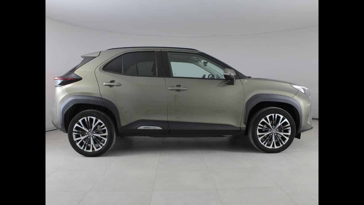 TOYOTA Yaris Cross - Yaris Cross 1.5h Lounge fwd 116cv e-cvt