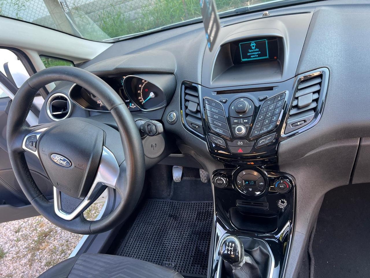 Ford Fiesta 1.4 5p. Bz.- GPL Titanium