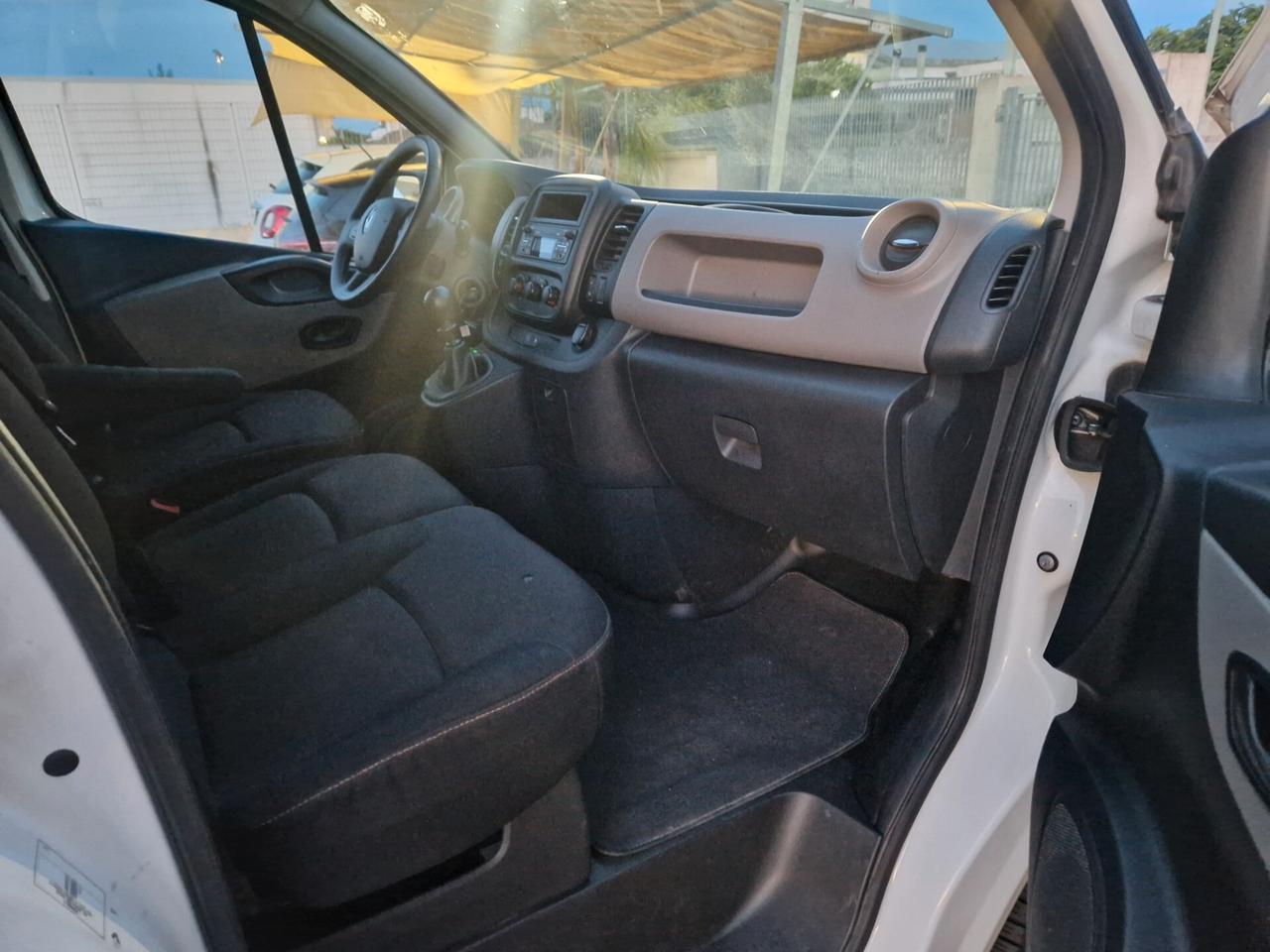 Renault Trafic 1.6 dCi 120cv tetto ALTO passo LUNGO