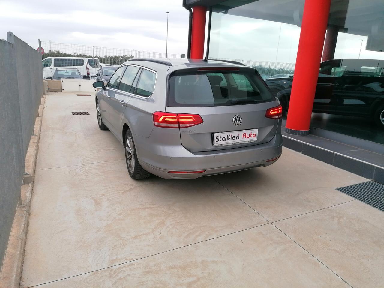 Volkswagen Passat Variant 2.0 TDI DSG Business BlueMotion Tech