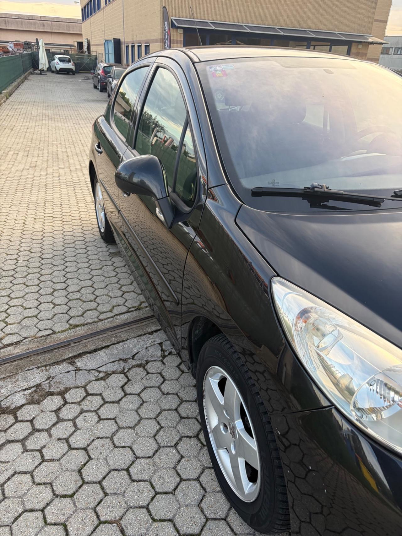 Peugeot 207 1.4 88CV 5p. XS