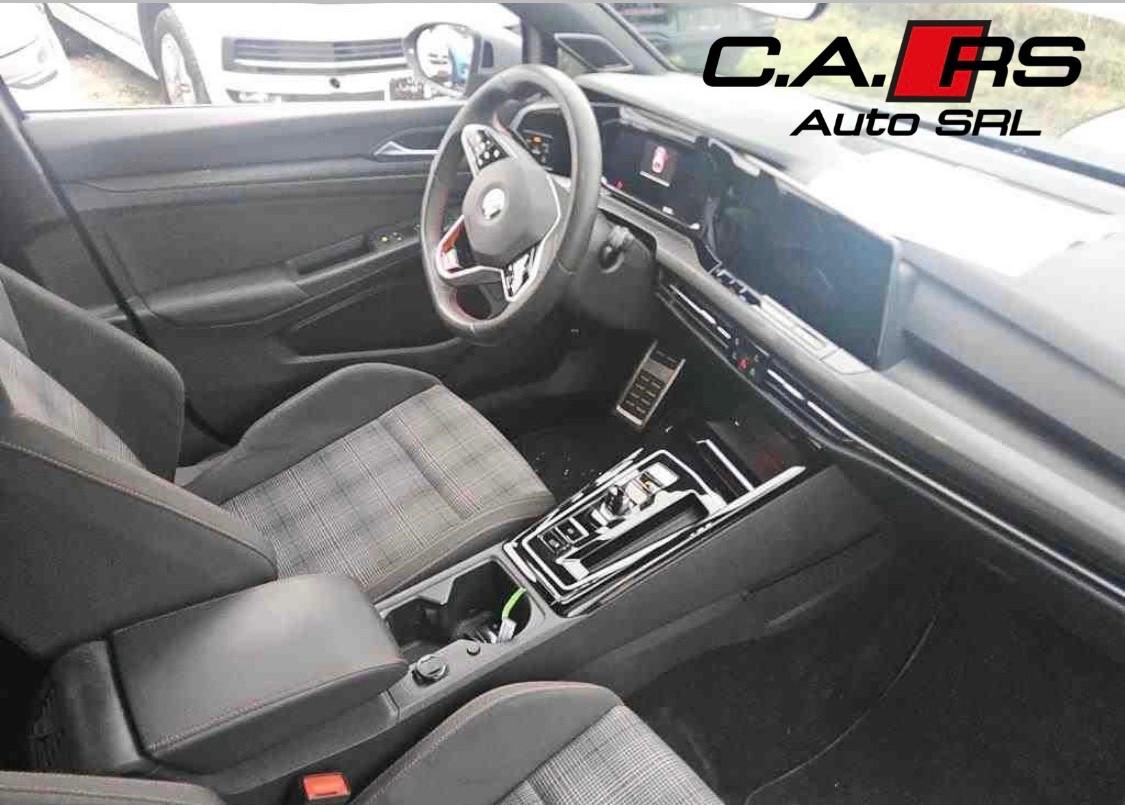 Volkswagen Golf 8 GTI Performance DSG 2.0 TSI 245cv