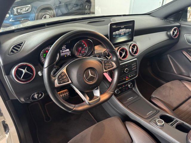 MERCEDES-BENZ CLA 200 d S.W. Automatic Premium PLUS "TETTO" //AMG PACK//