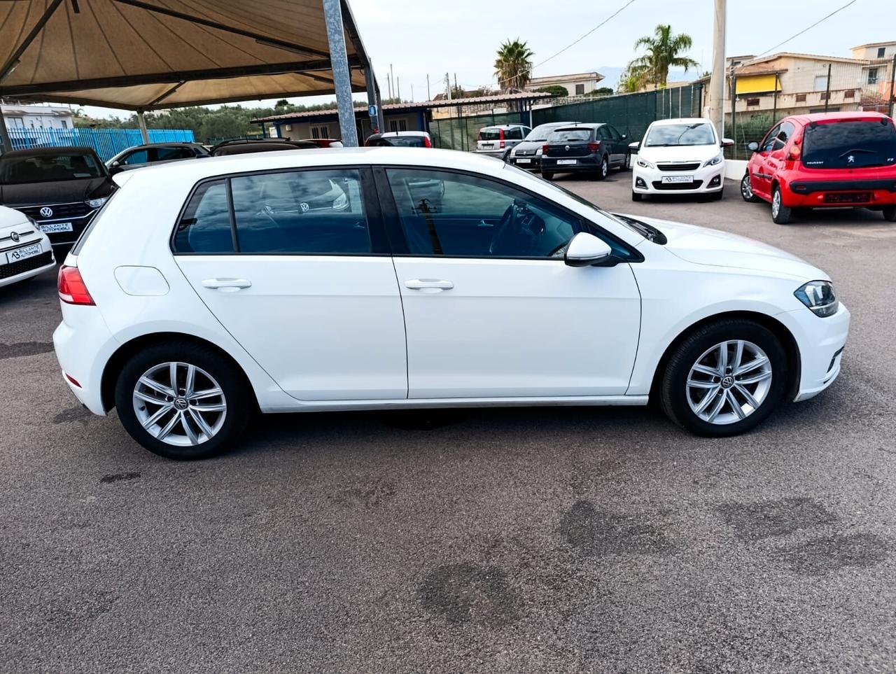 Volkswagen Golf 1.6 TDI 115 CV 5p. Highline BlueMotion Technology