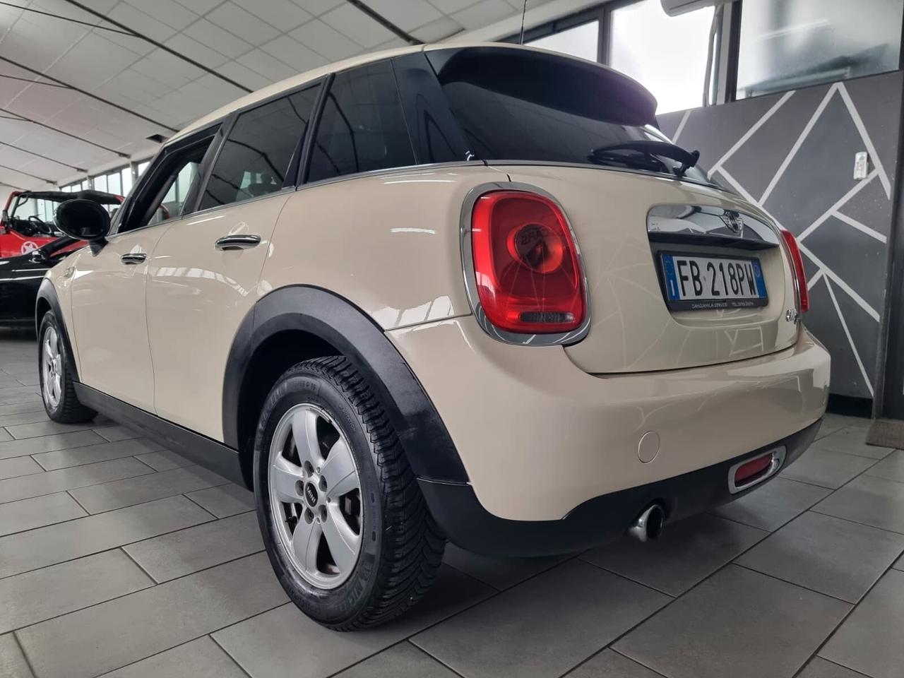 Mini 1.5 Cooper D Business XL NEOPATENTATI