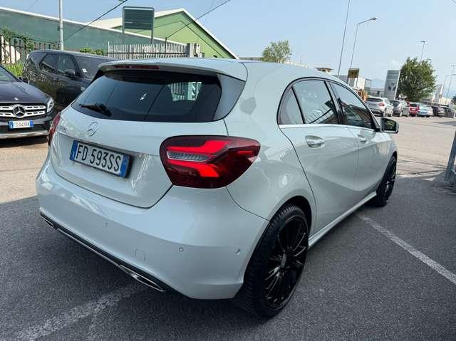 Mercedes-Benz A 180 A 180 cdi Night edition auto E6