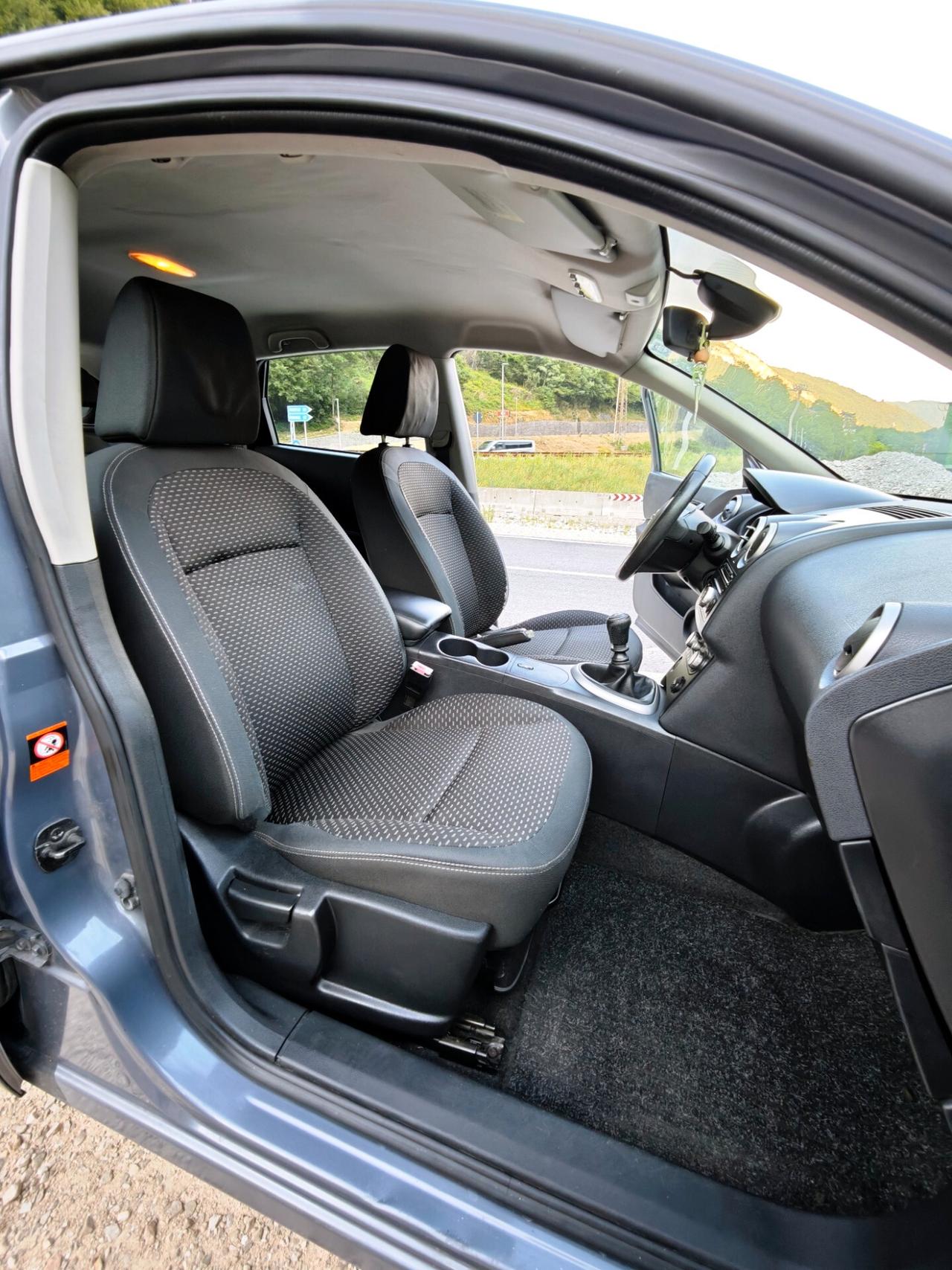 Nissan Qashqai 1.5 DCi 106 CV - UNICO PROPRIETARIO -