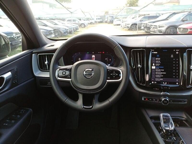 Volvo XC60 XC60 2.0 b4 Ultimate Dark awd auto