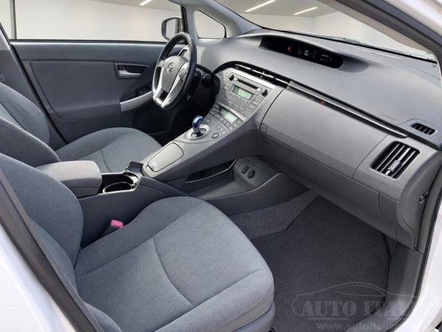 TOYOTA Prius 1.8 Executive