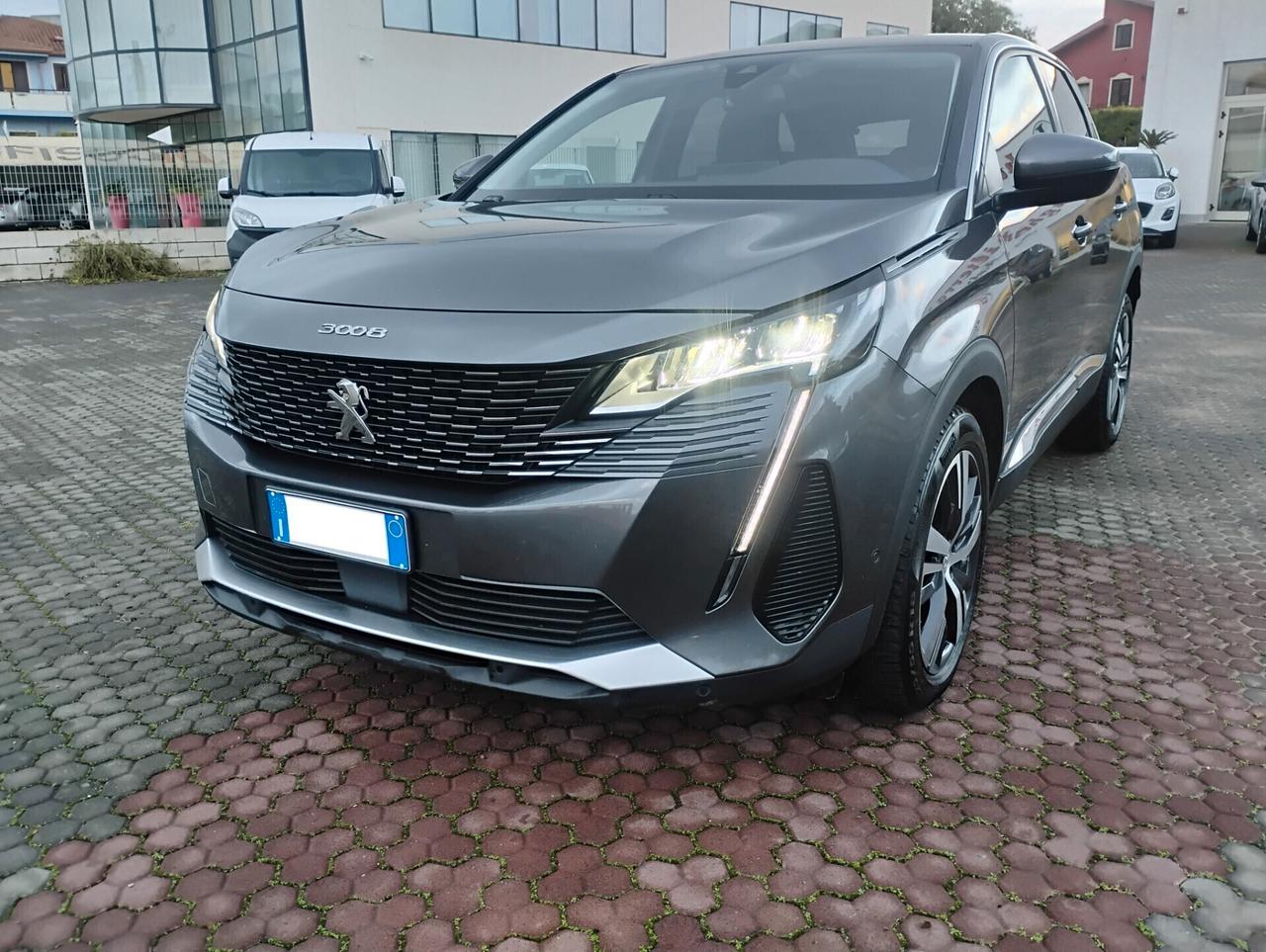 Peugeot 3008 BlueHDi 130 S&S EAT8 Allure