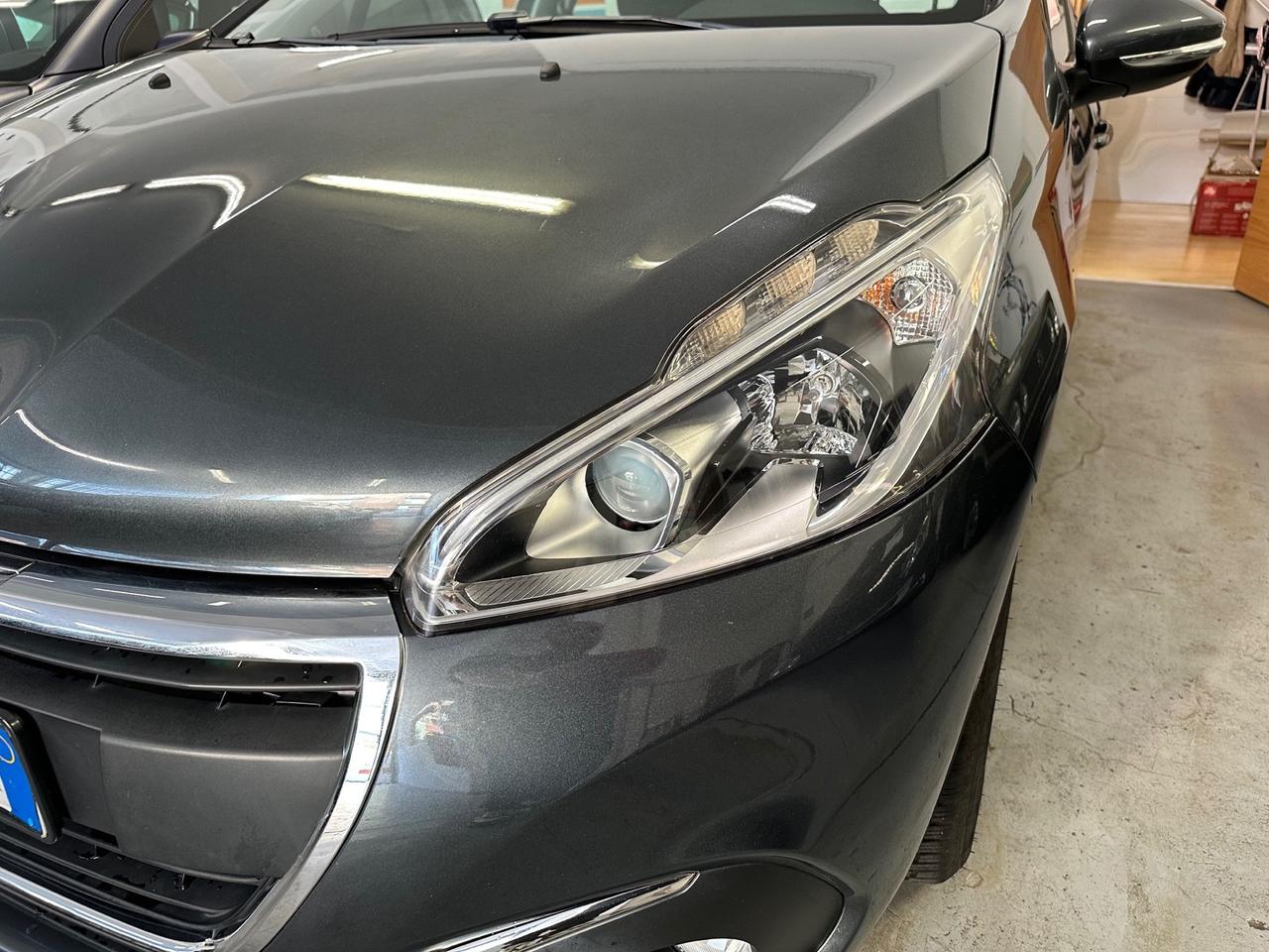 Peugeot 208 PureTech 82 5p. GPL Active