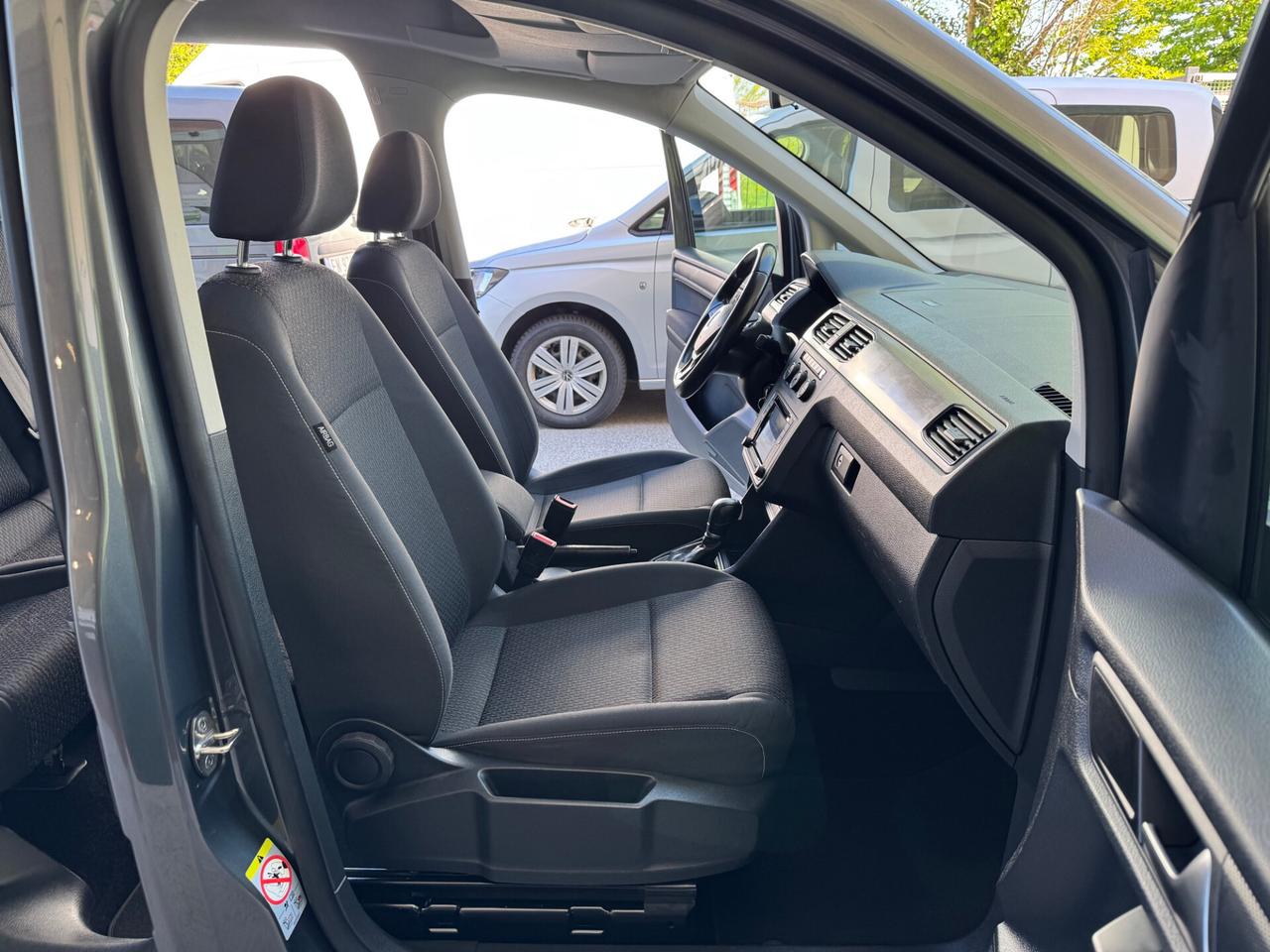 Volkswagen Caddy 2.0 TDI DSG 5P N1 GARANZIA 24MESI