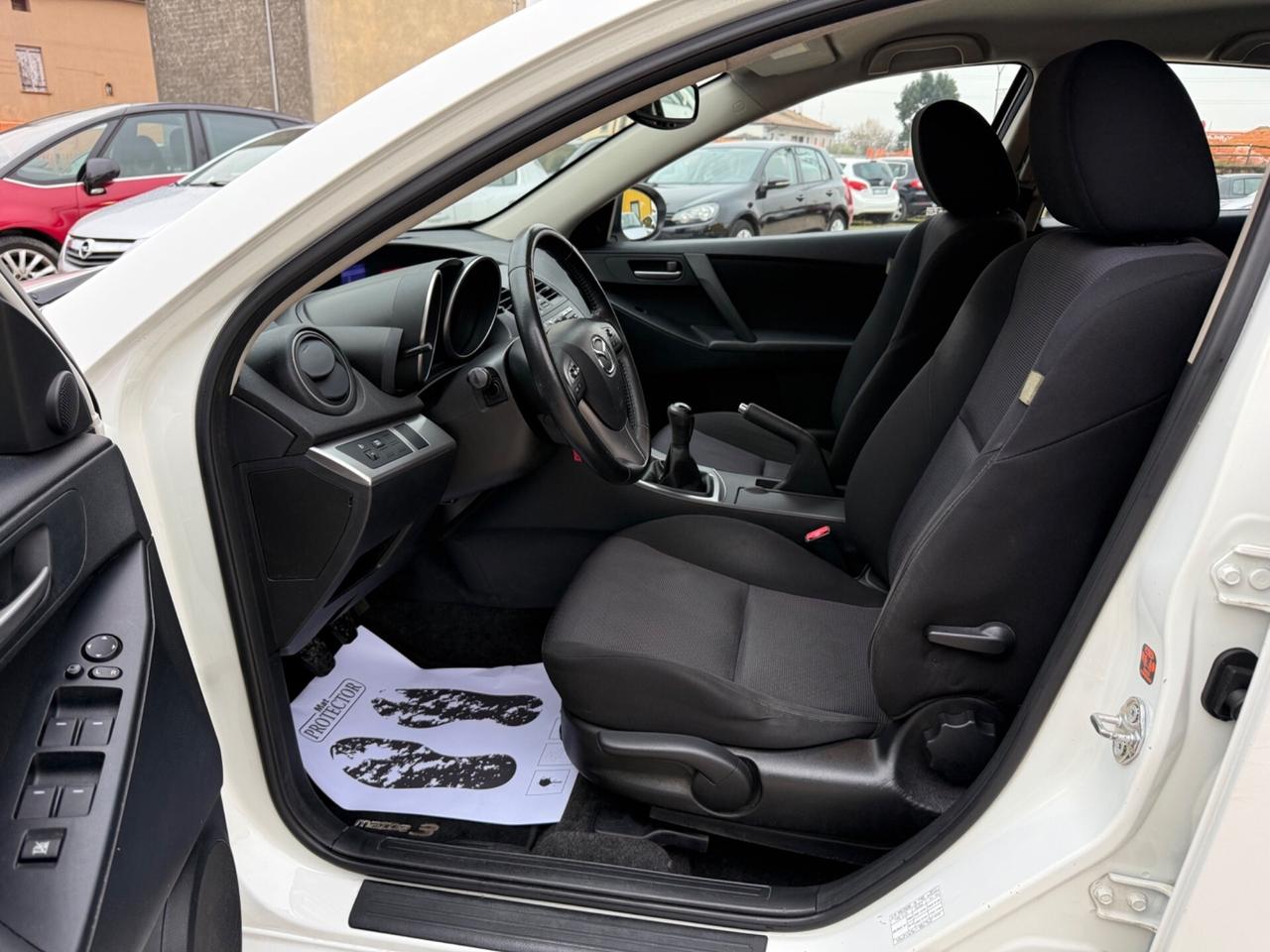 Mazda 3 1.6 MZ-CD 109 CV 5p. Advanced Unico Top