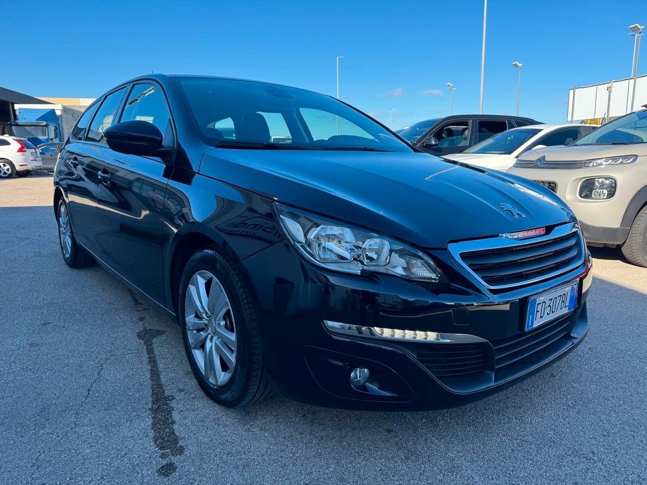 Peugeot 308 BlueHDi 120 S&S SW Allure
