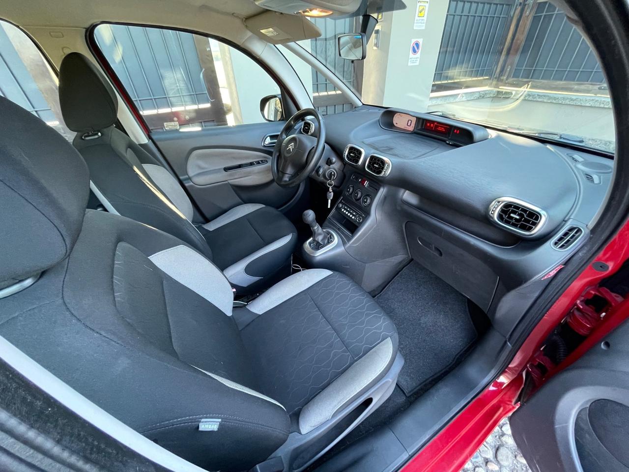 Citroen C3 Picasso 1.6 HDi 90 Exclusive *SOLO 138000 KM*