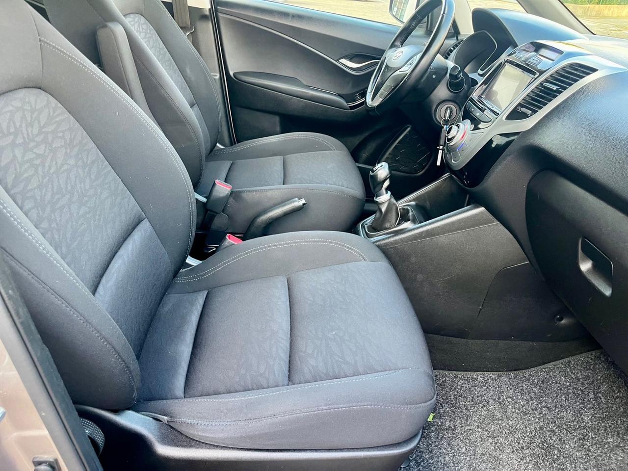 Hyundai iX20 1.4gpl 2018 125.000km perfetta per neopatentati